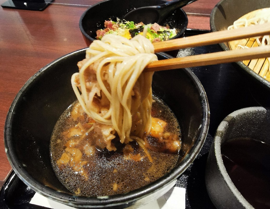 日本橋の神戸牛とおそばのお店でランチ 大阪市浪速区日本橋５ あかぎ屋 猫空くみょん食う寝る遊ぶ Part2