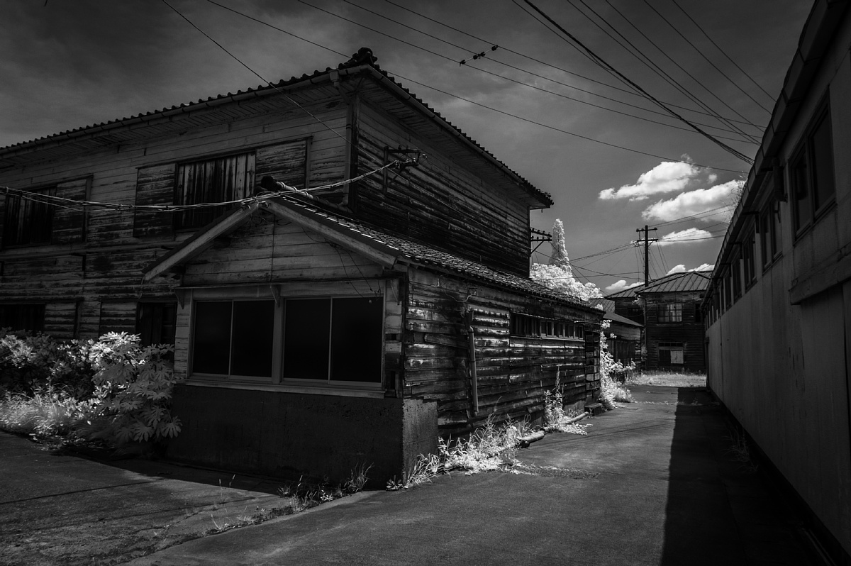 インフラ映えする廃工場_d0353489_19543797.jpg