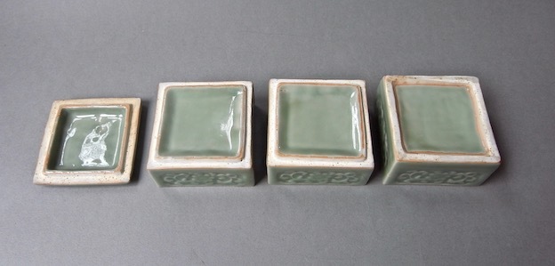 三田青磁小段重 : Muntkidy