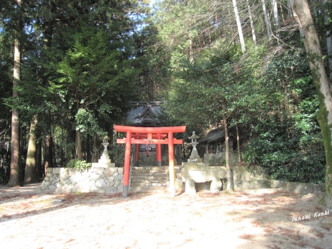 稲荷神社(西脇市黒田庄町船町)_d0287413_11174016.jpg