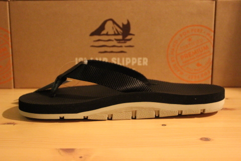 「ISLAND SLIPPER」 \"海でも川でも履けるモデル\" ご紹介_f0191324_09003044.jpg