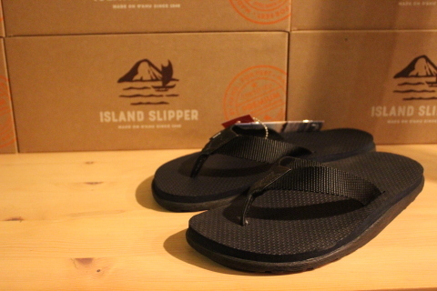「ISLAND SLIPPER」 \"海でも川でも履けるモデル\" ご紹介_f0191324_09013609.jpg