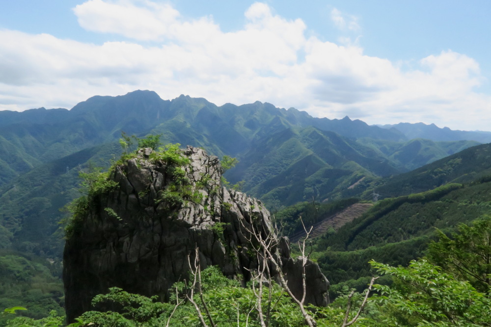 21年5月25日 26日 6月1日 二子山西岳クライミング Morgenrot