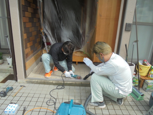 N様邸（安芸郡熊野町出来庭） 外壁塗装・玄関ドア工事_d0125228_08281952.jpg