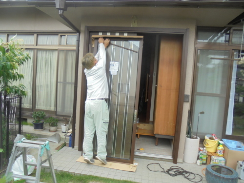N様邸（安芸郡熊野町出来庭） 外壁塗装・玄関ドア工事_d0125228_08291368.jpg