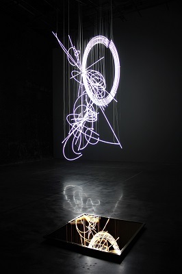 弘前れんが倉庫美術館 展覧会/春夏プログラム「りんご宇宙」_d0131668_11081485.jpg