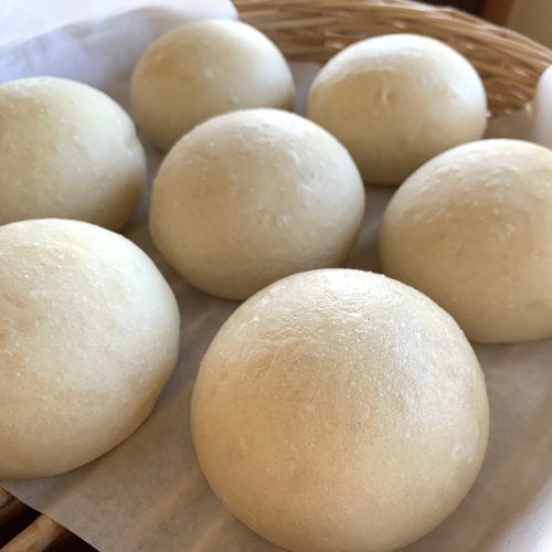 七戸町の蔵元 盛田庄兵衛さんから頂戴した酒粕でパン_a0134394_08075700.jpeg
