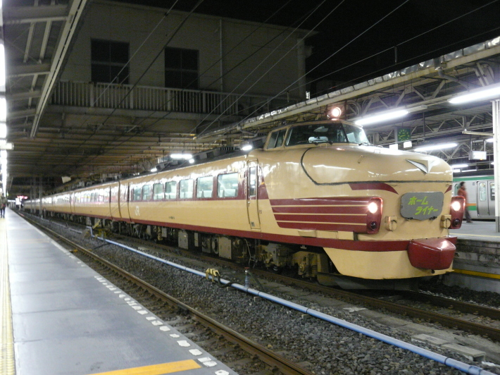 上野駅乗車口案内板⑲ : シュウシュウヘキ