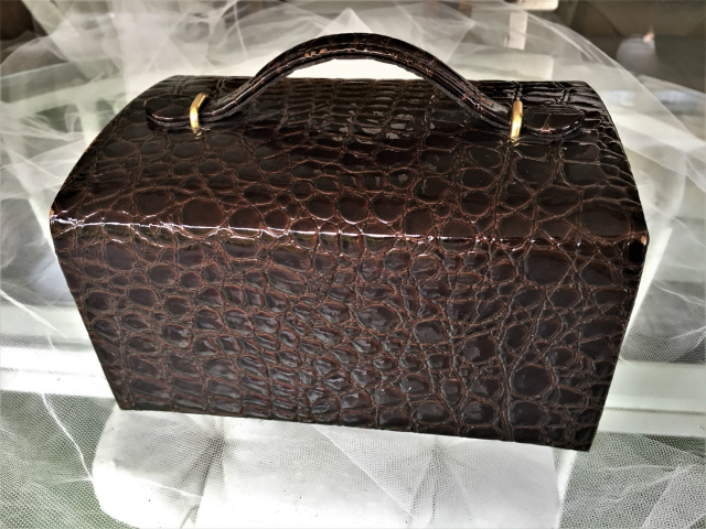 超歓迎超歓迎ブラッディマリー紫ワニ型ジュエリーケース宝石箱