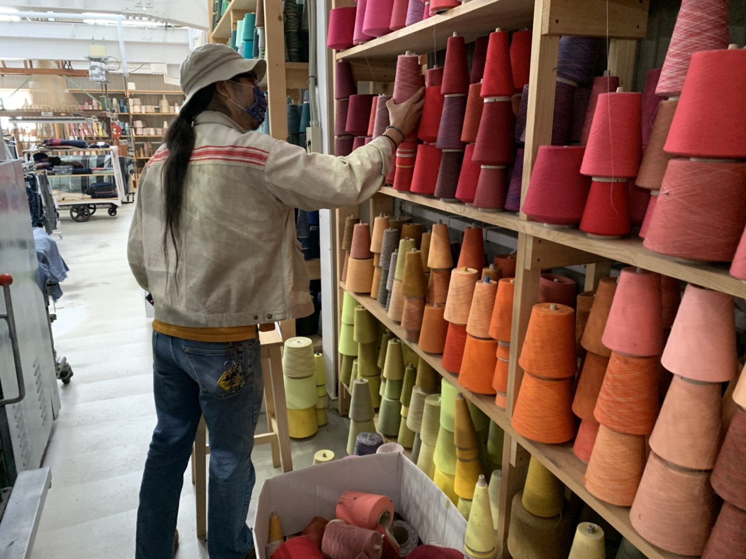 生地探しの旅&工場見学_c0167336_21040348.jpg