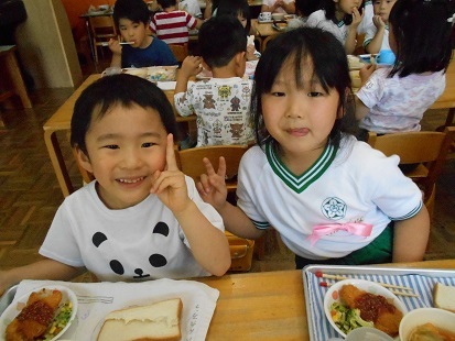 6月生まれ誕生会_c0212598_14450646.jpg