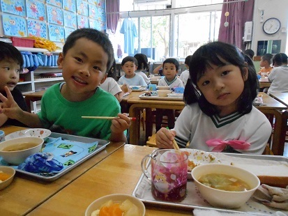 6月生まれ誕生会_c0212598_16213071.jpg