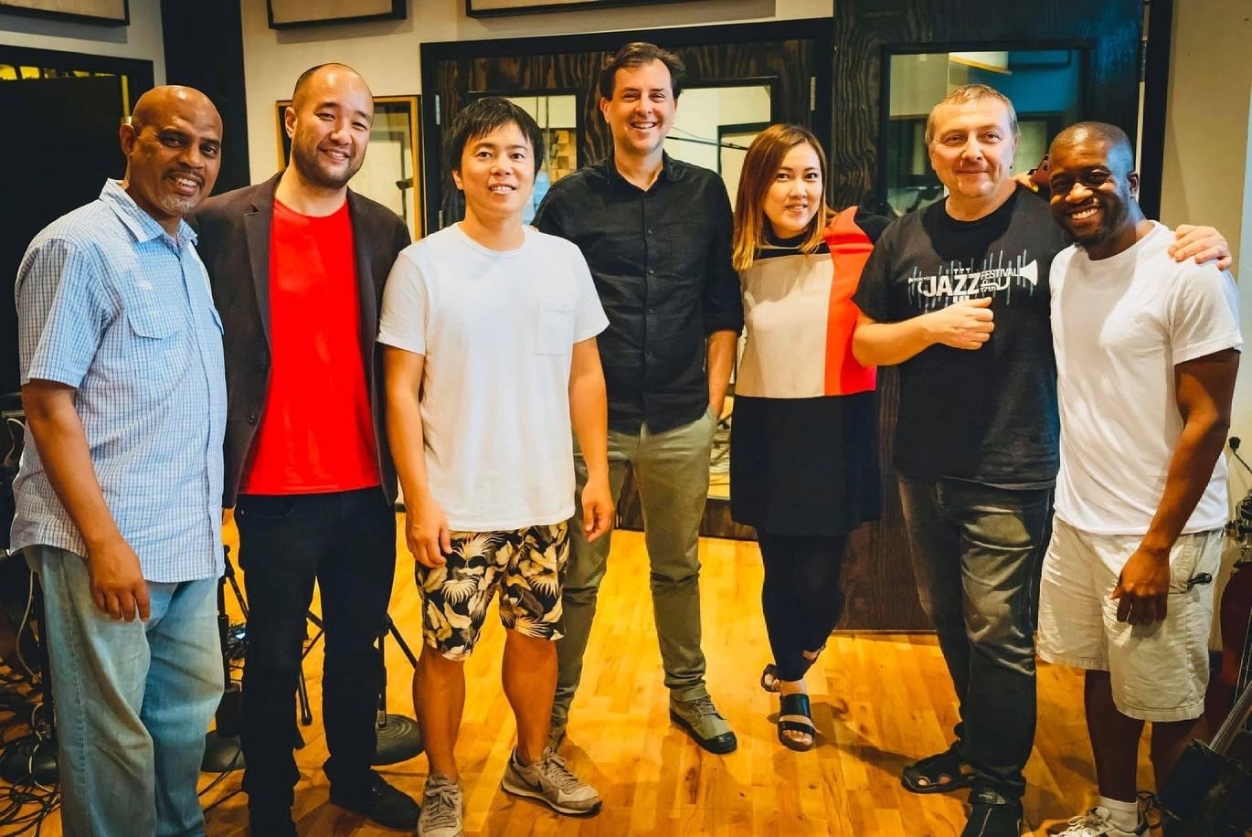 新しいアルバム「Here and Now」ついに音源完成!クラウドファンディングリターン_a0150139_23325926.jpeg