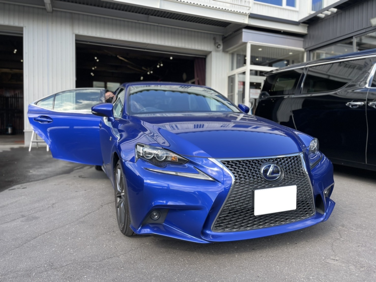 6月12日(土) 本店ブログ☆シボレーシルバラード LT クルーキャブ4WDあります☆ランクル エスカレード LX570 TOMMY_b0127002_16245365.jpg