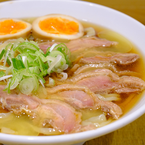 「恵比寿 手打親鶏中華そば 綾川 冷やし親鶏中華そば」_a0000029_09523051.jpg