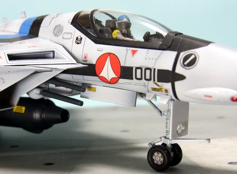 1/72・VF-1Sバルキリー マックス機（劇場版） 完成 : シン