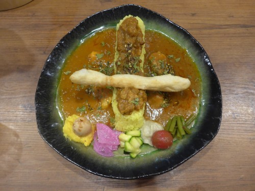 高円寺「スパイスカレーMANTRA」へ行く。_f0232060_12293149.jpg