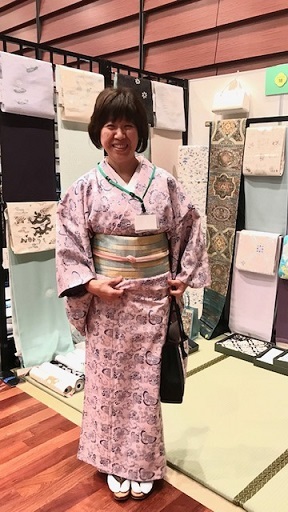 西陣織元コレクション・着物姿のお客様・ブース紹介5。_f0181251_18575934.jpg