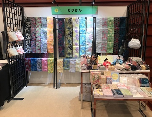西陣織元コレクション・着物姿のお客様・ブース紹介5。_f0181251_19045132.jpg