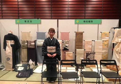 西陣織元コレクション・着物姿のお客様・ブース紹介5。_f0181251_19101644.jpg
