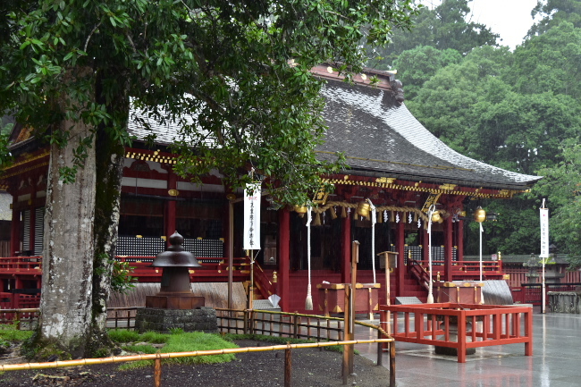 おくのほそ道   —   塩竈神社に和泉三郎の宝塔を観る_c0406666_09243609.jpg