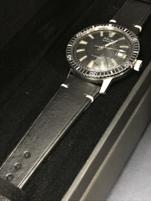 明日(月曜) Military & Vintage WATCH_d0152280_07322442.jpeg