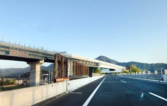 上越市から糸魚川市を過ぎて富山県に入るあたり......_b0194185_16442967.jpg