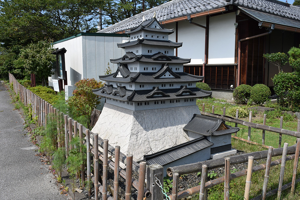 近江佐和山城攻城記。 その5 <佐和山一夜城>_e0158128_15083087.jpg