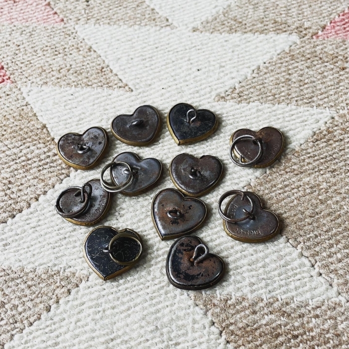 Vintage Antique Carhartt Change Button HEART : DELIGHT Vintage Antique Carhartt Change Button HEART : DELIGHT