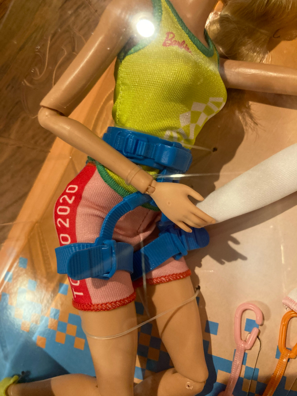 東京オリンピックなバービーの活用法 : Barbie Bomb!!