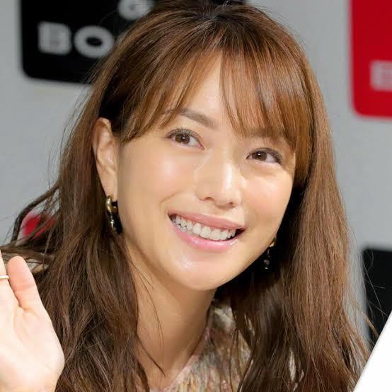 とことんポジティブ 蛯原友里が愛され続ける理由 笑わせるなよ泣けるじゃないか2