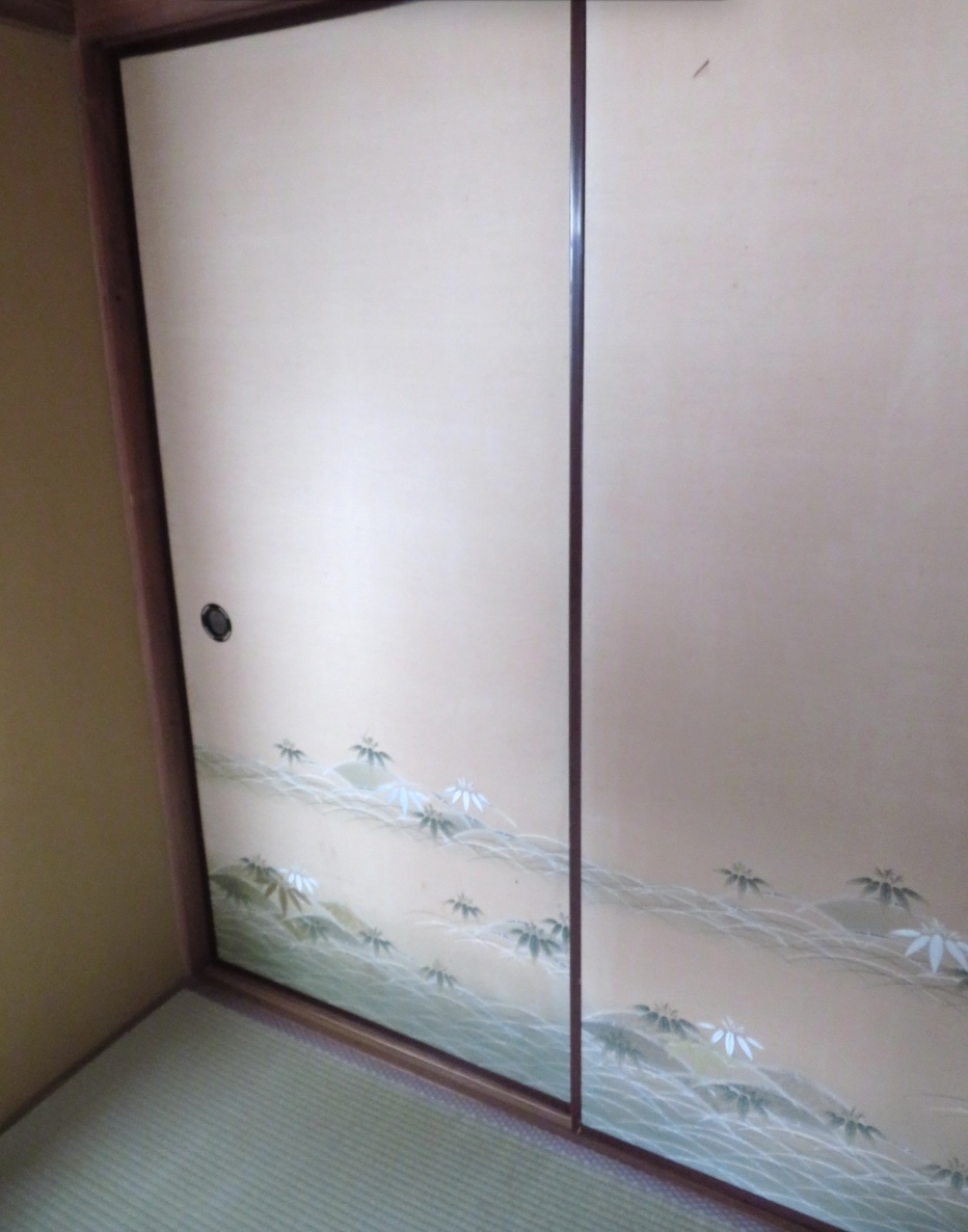 襖の貼り替えを承りました by interior styling of bright_c0157866_22383103.jpg