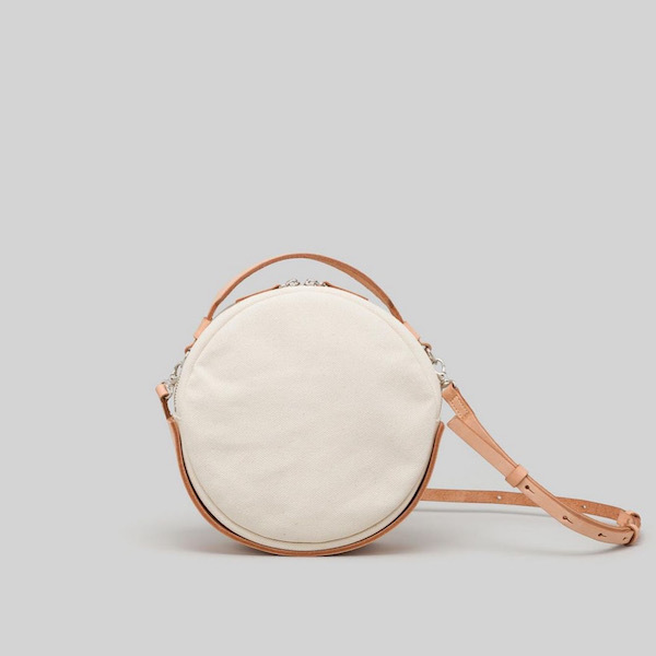 CANVAS BAG CIRCLE SHOULDER BAG_d0364239_18454125.jpg