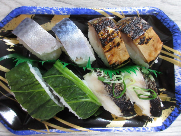 鯖の食べ比べ寿司_c0152767_14564299.jpg