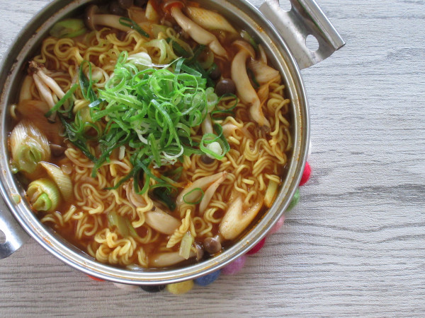 【寿がきや】即席赤からラーメン(袋)_c0152767_20102252.jpg