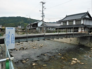 野呂川本流に、橋が架かる_e0175370_09414384.jpg