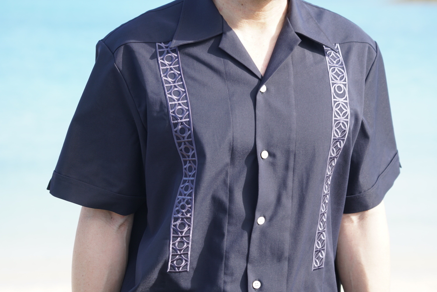 花ブロック 刺繍のキューバシャツ 県章入り_a0155932_12075641.jpg