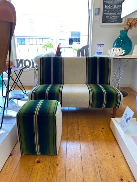 イタリア製　２Ｐスツール（ストライプグリーン） イタリア製2Pスツール（ストライプグリーン）