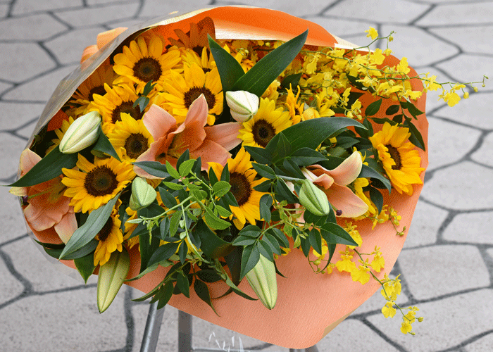 6月20日　ヒマワリの花束_a0001354_22553304.gif