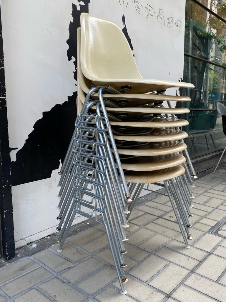 6月26日(土)マグネッツ大阪店ヴィンテージ家具入荷日!! #1 HermanMiller Eames編!! ArmShellChair,SideShellChair!!_c0078587_17070969.jpg