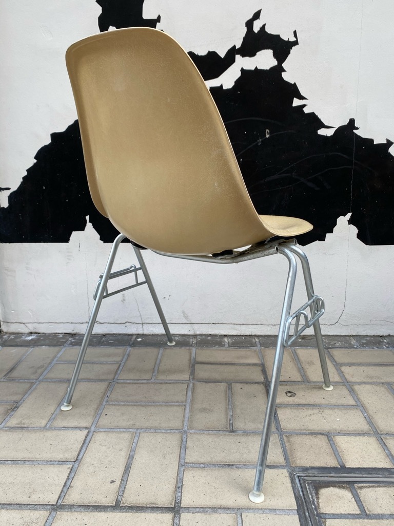 6月26日(土)マグネッツ大阪店ヴィンテージ家具入荷日!! #1 HermanMiller Eames編!! ArmShellChair,SideShellChair!!_c0078587_17122410.jpg