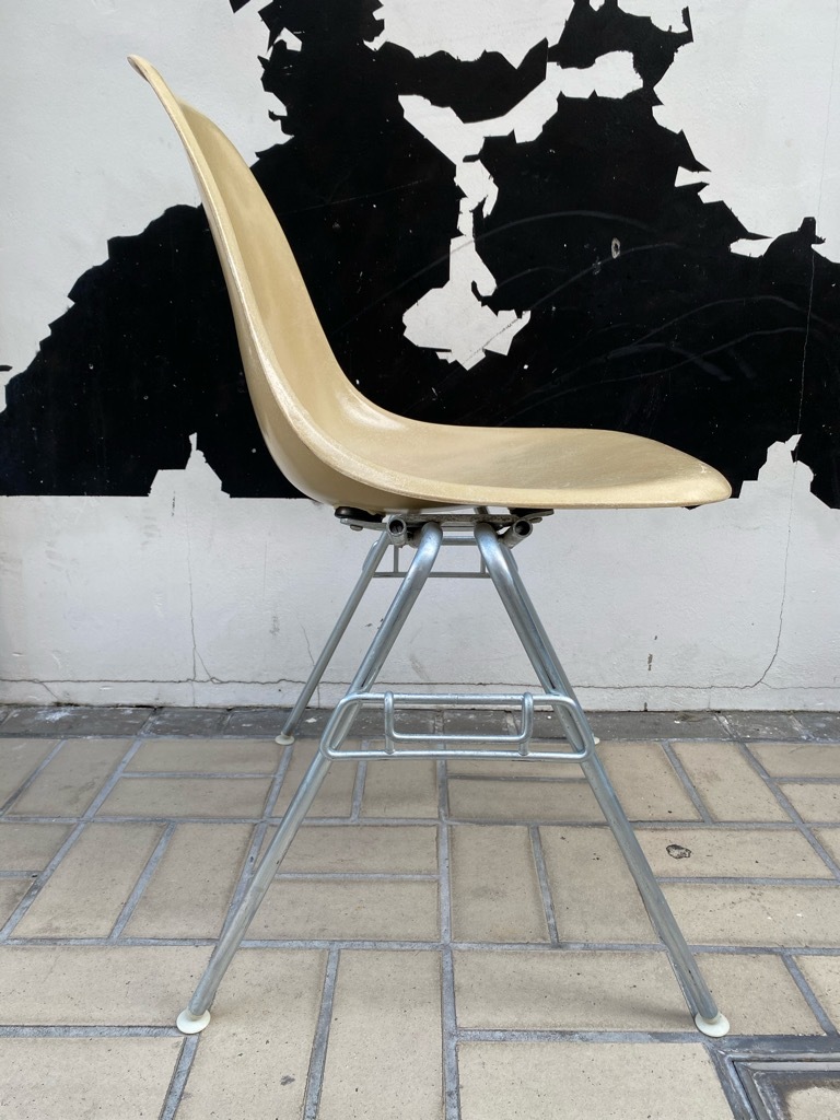 6月26日(土)マグネッツ大阪店ヴィンテージ家具入荷日!! #1 HermanMiller Eames編!! ArmShellChair,SideShellChair!!_c0078587_17122638.jpg