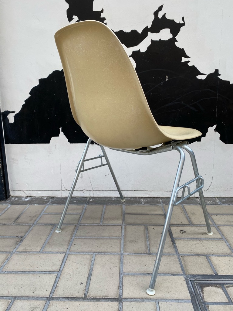 6月26日(土)マグネッツ大阪店ヴィンテージ家具入荷日!! #1 HermanMiller Eames編!! ArmShellChair,SideShellChair!!_c0078587_17125687.jpg