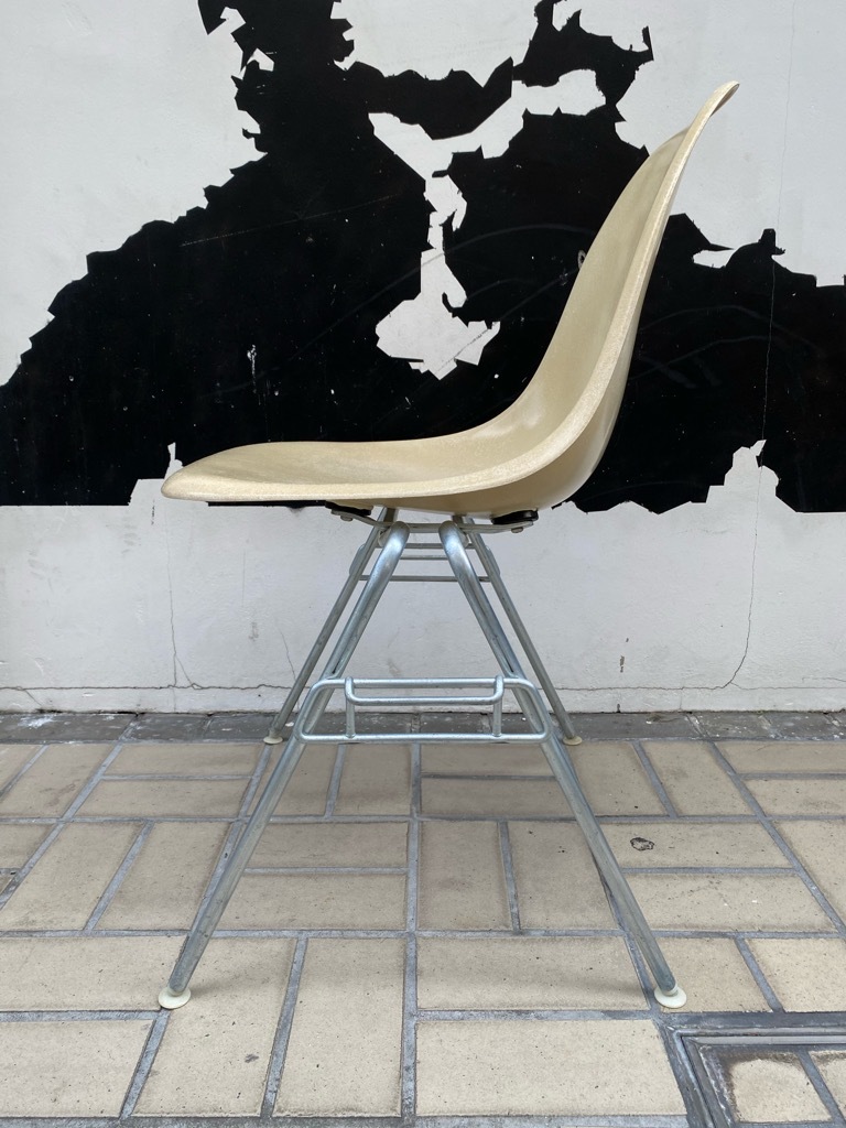 6月26日(土)マグネッツ大阪店ヴィンテージ家具入荷日!! #1 HermanMiller Eames編!! ArmShellChair,SideShellChair!!_c0078587_17135016.jpg