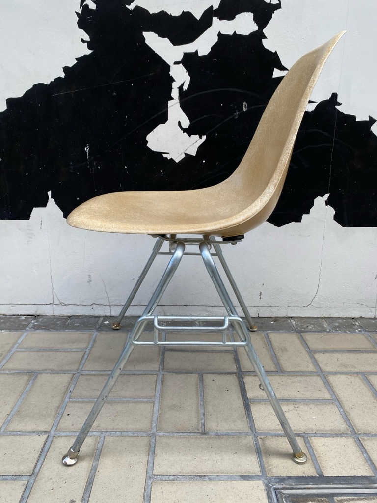 6月26日(土)マグネッツ大阪店ヴィンテージ家具入荷日!! #1 HermanMiller Eames編!! ArmShellChair,SideShellChair!!_c0078587_17161131.jpg