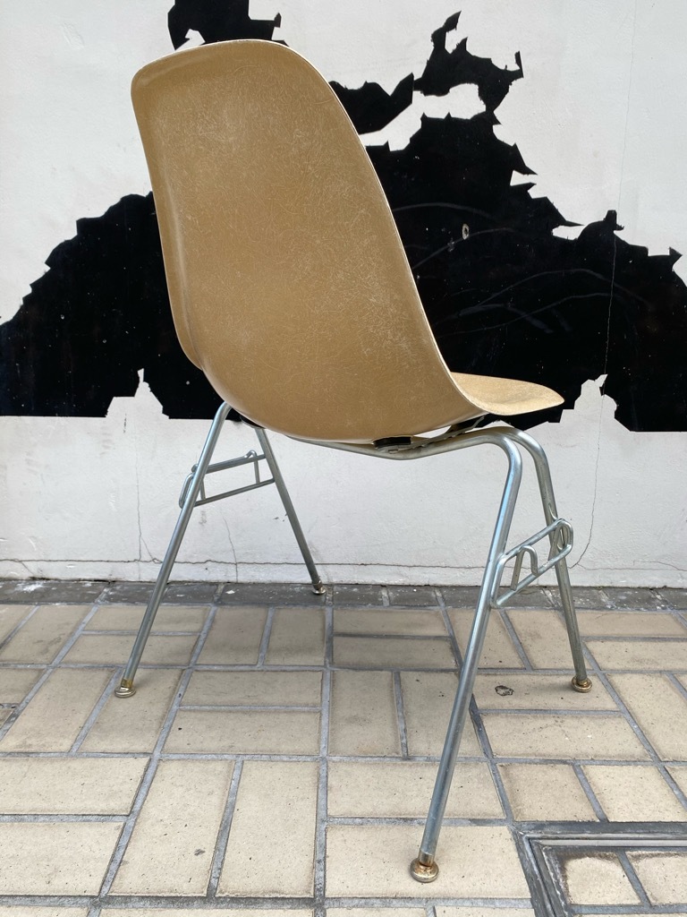 6月26日(土)マグネッツ大阪店ヴィンテージ家具入荷日!! #1 HermanMiller Eames編!! ArmShellChair,SideShellChair!!_c0078587_17161342.jpg