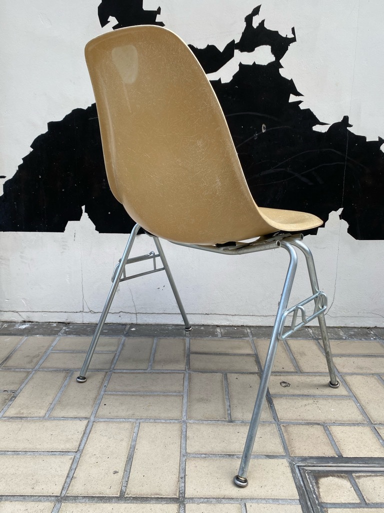 6月26日(土)マグネッツ大阪店ヴィンテージ家具入荷日!! #1 HermanMiller Eames編!! ArmShellChair,SideShellChair!!_c0078587_17172050.jpg