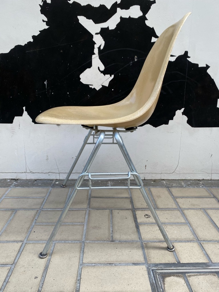 6月26日(土)マグネッツ大阪店ヴィンテージ家具入荷日!! #1 HermanMiller Eames編!! ArmShellChair,SideShellChair!!_c0078587_17173201.jpg