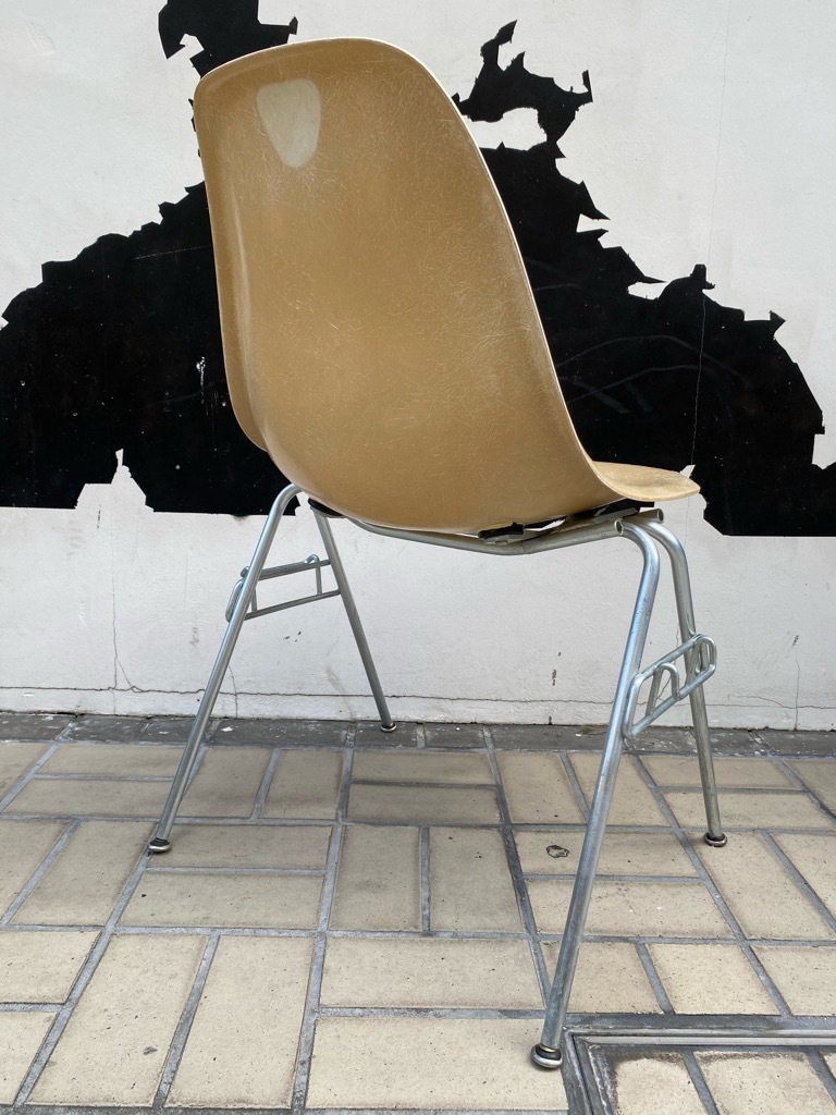 6月26日(土)マグネッツ大阪店ヴィンテージ家具入荷日!! #1 HermanMiller Eames編!! ArmShellChair,SideShellChair!!_c0078587_17173427.jpg