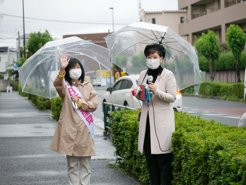もとむら伸子衆院議員が応援に来てくださいました_b0190576_22465544.jpg